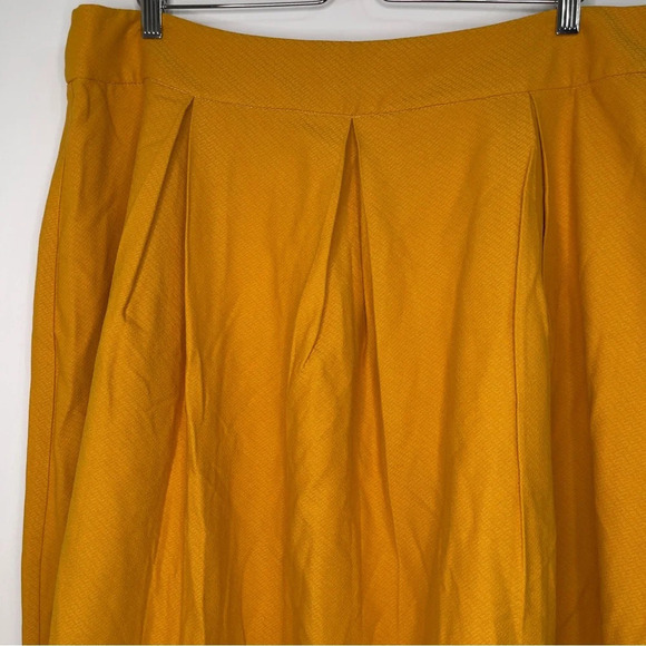 Ashley Stewart Pleated Circle Skirt in Mustard Size 18 - Picture 4 of 4